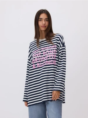 Reserved - Longsleeve oversize z nadrukiem - wielobarwny