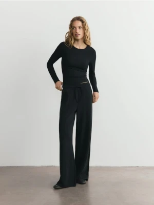 Reserved - Longsleeve z modalem - czarny