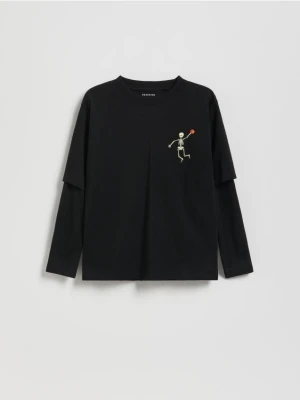 Reserved - Longsleeve z nadrukiem świecącym w ciemności - czarny