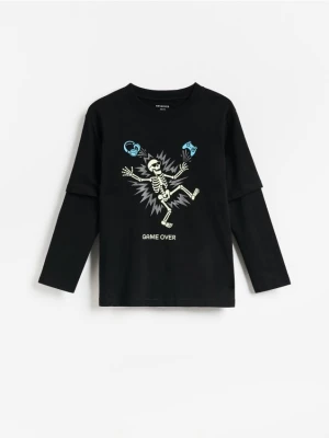 Reserved - Longsleeve z nadrukiem świecącym w ciemności - czarny