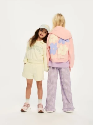 Reserved - Luźna bluza z kapturem - brzoskwiniowy