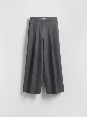 Reserved - Luźne spodnie z kantem - szary