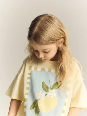 Reserved - Luźny t-shirt z nadrukiem - jasnożółty