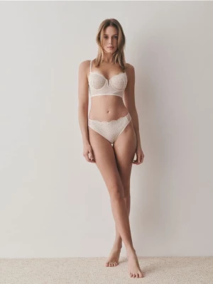 Reserved - Majtki bikini z meshowymi wstawkami - złamana biel