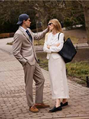 Reserved - Marynarka regular fit z dodatkiem wiskozy - beżowy