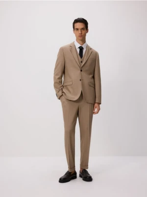 Zdjęcie produktu Reserved - Marynarka regular z dodatkiem wiskozy - beżowy