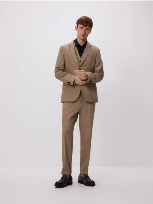 Reserved - Marynarka regular z dodatkiem wiskozy - beżowy