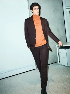 Reserved - Marynarka slim fit z domieszką wiskozy - mahoniowy