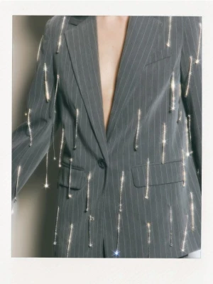 Reserved - Marynarka z ozdobną aplikacją - jasnoszary