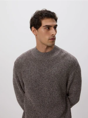 Reserved - Melanżowy sweter z golfem - ciemnobrązowy