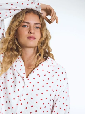 Reserved - Muślinowa piżama w serca - złamana biel