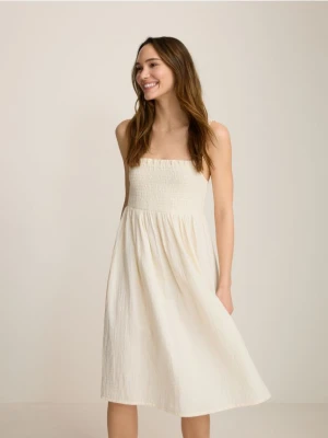 Zdjęcie produktu Reserved - Muślinowa sukienka na ramiączkach - złamana biel