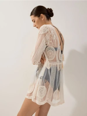 Reserved - Narzutka plażowa z wiązaniem - kremowy