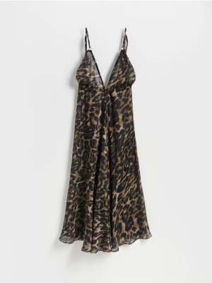 Reserved - Narzutka plażowa ze zwierzęcym wzorem - brązowy