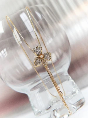 Reserved - Naszyjnik z zawieszką - złoty