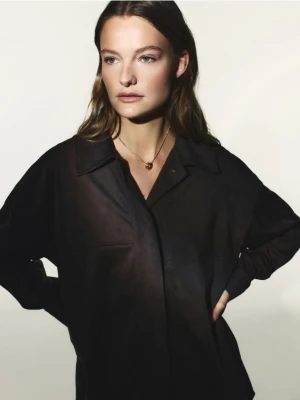 Reserved - Naszyjnik z zawieszką - złoty