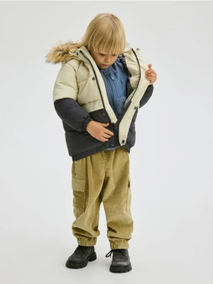 Reserved - Ocieplana kurtka z kapturem - kremowy