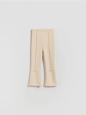 Reserved - Ocieplane spodnie flare - kremowy