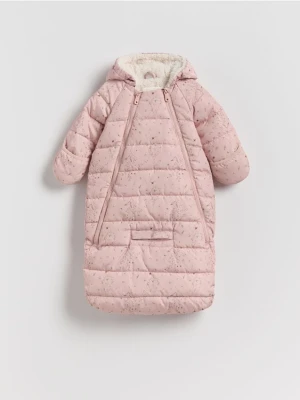 Zdjęcie produktu Reserved - Ocieplany śpiworek w kwiaty - brudny róż