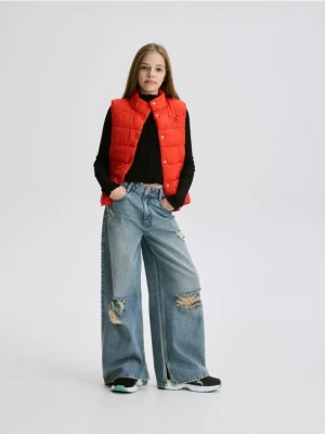 Reserved - Pikowana kamizelka z haftem - czerwony