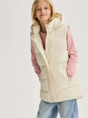 Reserved - Pikowana kamizelka z kapturem - złamana biel