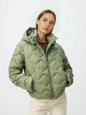 Reserved - Pikowana kurtka z kapturem - oliwkowy