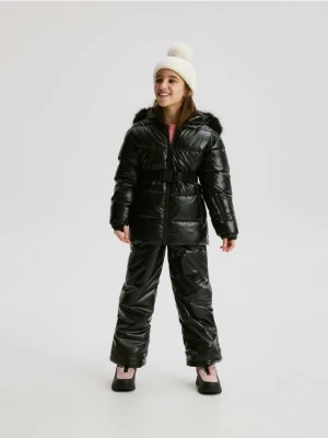 Reserved - Pikowana kurtka z paskiem - czarny