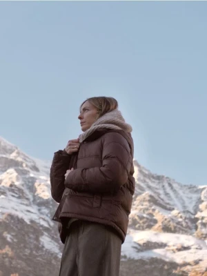 Reserved - Pikowana kurtka z puchem - brązowy