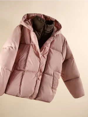 Reserved - Pikowana kurtka z puchowym wypełnieniem - różowy
