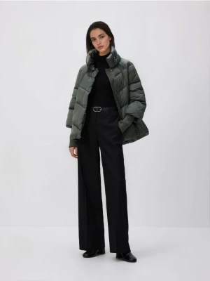 Reserved - Pikowana kurtka z wysokim kołnierzem - zielony