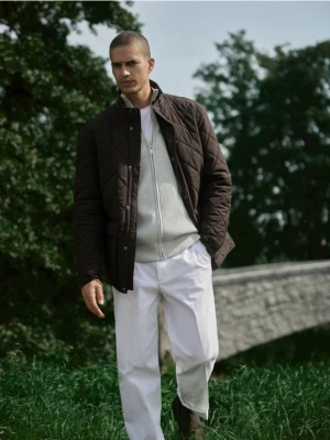 Reserved - Pikowana kurtka ze stójką - ciemnobrązowy