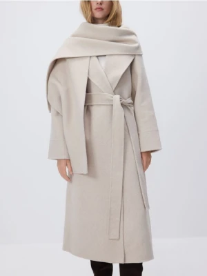 Reserved - Płaszcz handmade z odpinanym szalem - kremowy