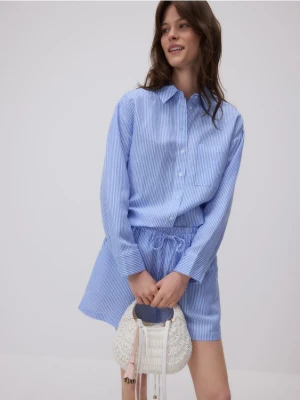 Zdjęcie produktu Reserved - Pleciona torebka z zawieszką - biały