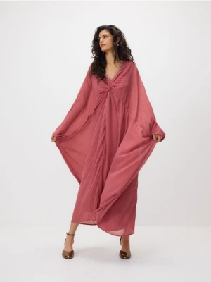Reserved - Plisowana sukienka kimono - różowy