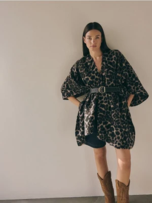 Reserved - Ponczo ze zwierzęcym nadrukiem - wielobarwny