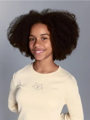 Reserved - Prążkowana bluzka z aplikacją - kremowy