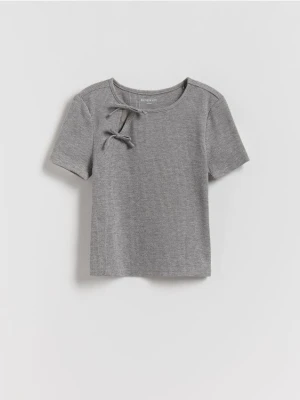 Reserved - Prążkowana bluzka z kokardkami - jasnoszary