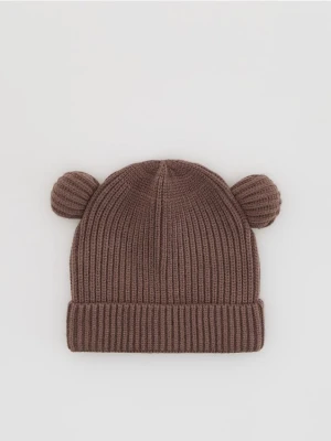 Reserved - Prążkowana czapka z wiskozą - brązowy