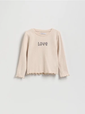 Reserved - Prążkowana koszulka z nadrukiem - kremowy