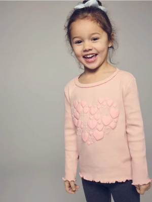 Reserved - Prążkowana koszulka z nadrukiem - pastelowy róż