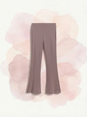 Reserved - Prążkowane legginsy flared - fioletowy