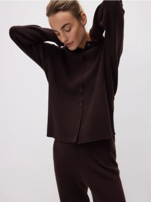 Reserved - Prążkowany kardigan z kołnierzykiem - brązowy