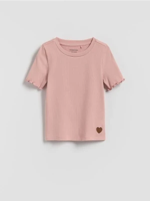 Reserved - Prążkowany t-shirt z haftem - różowy