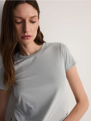 Reserved - Prążkowany t-shirt z modalem - jasnoszary