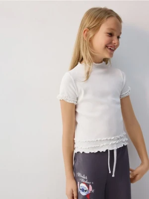 Reserved - Prążkowany t-shirt - złamana biel