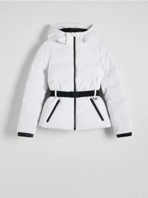 Reserved - Puchowa kurtka z paskiem - złamana biel
