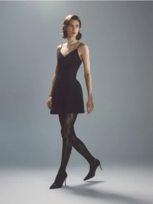 Reserved - Rozkloszowana sukienka - czarny