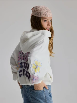 Reserved - Rozpinana bluza z kapturem i nadrukiem na plecach - złamana biel