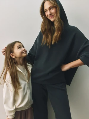 Reserved - Rozpinana bluza z modalem - złamana biel