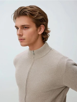 Reserved - Rozpinany sweter ze stójką - beżowy